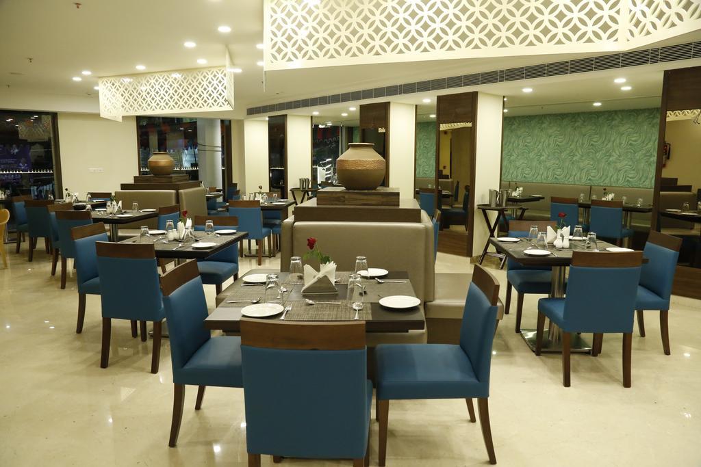 Hotel Ganpat Grand Palni Esterno foto