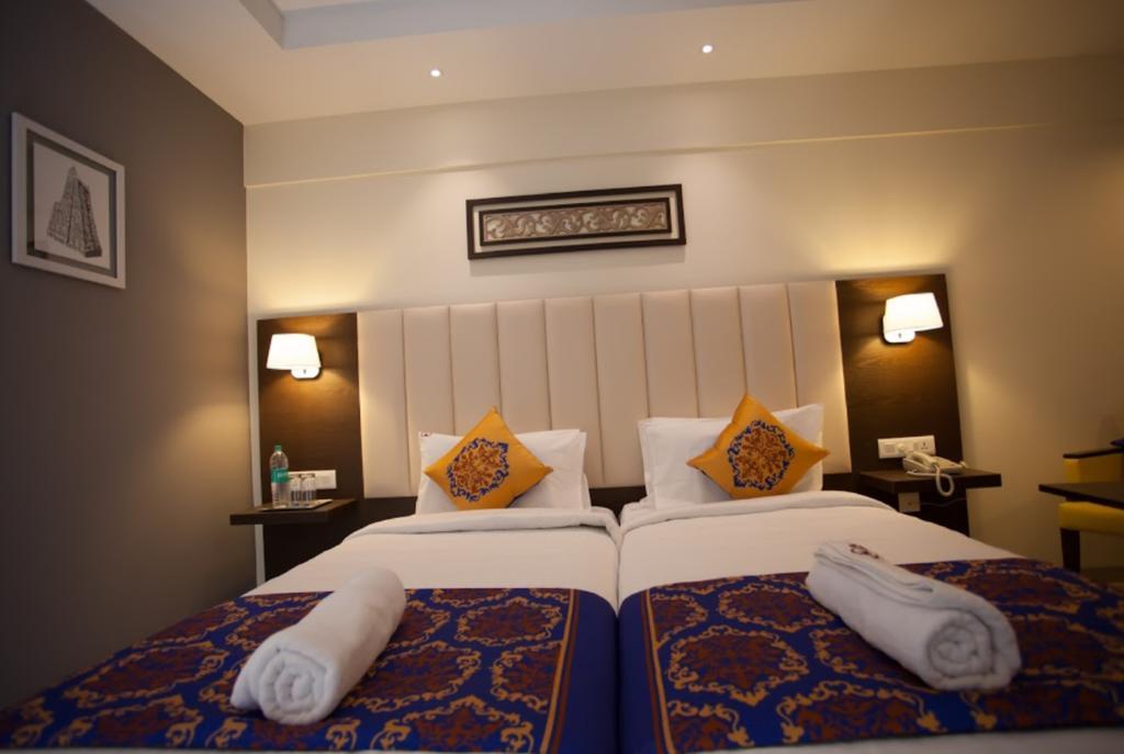 Hotel Ganpat Grand Palni Esterno foto