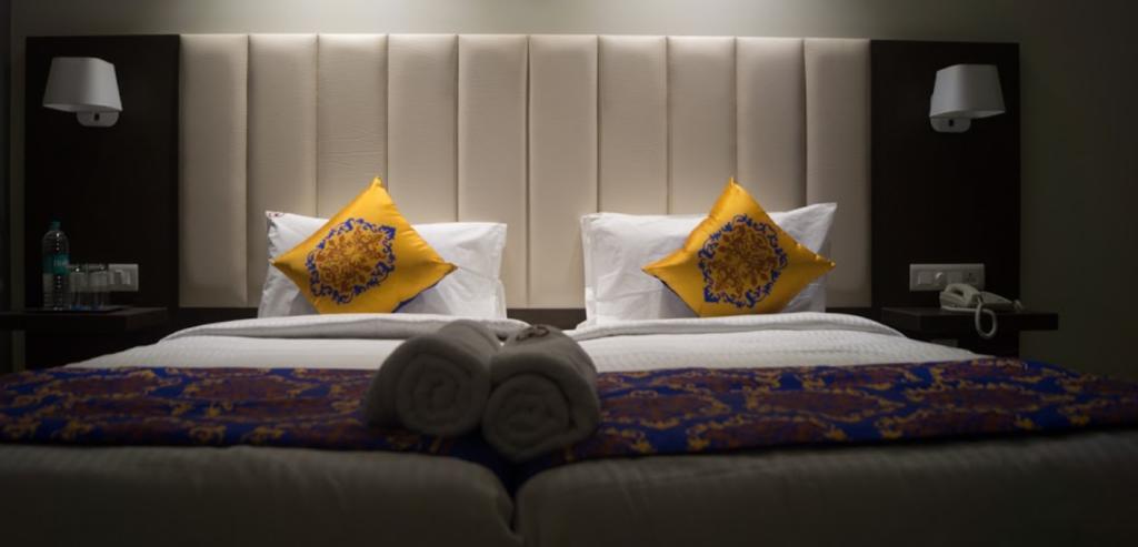 Hotel Ganpat Grand Palni Esterno foto