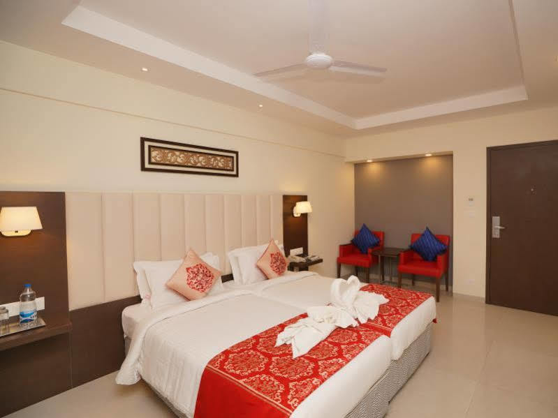 Hotel Ganpat Grand Palni Esterno foto