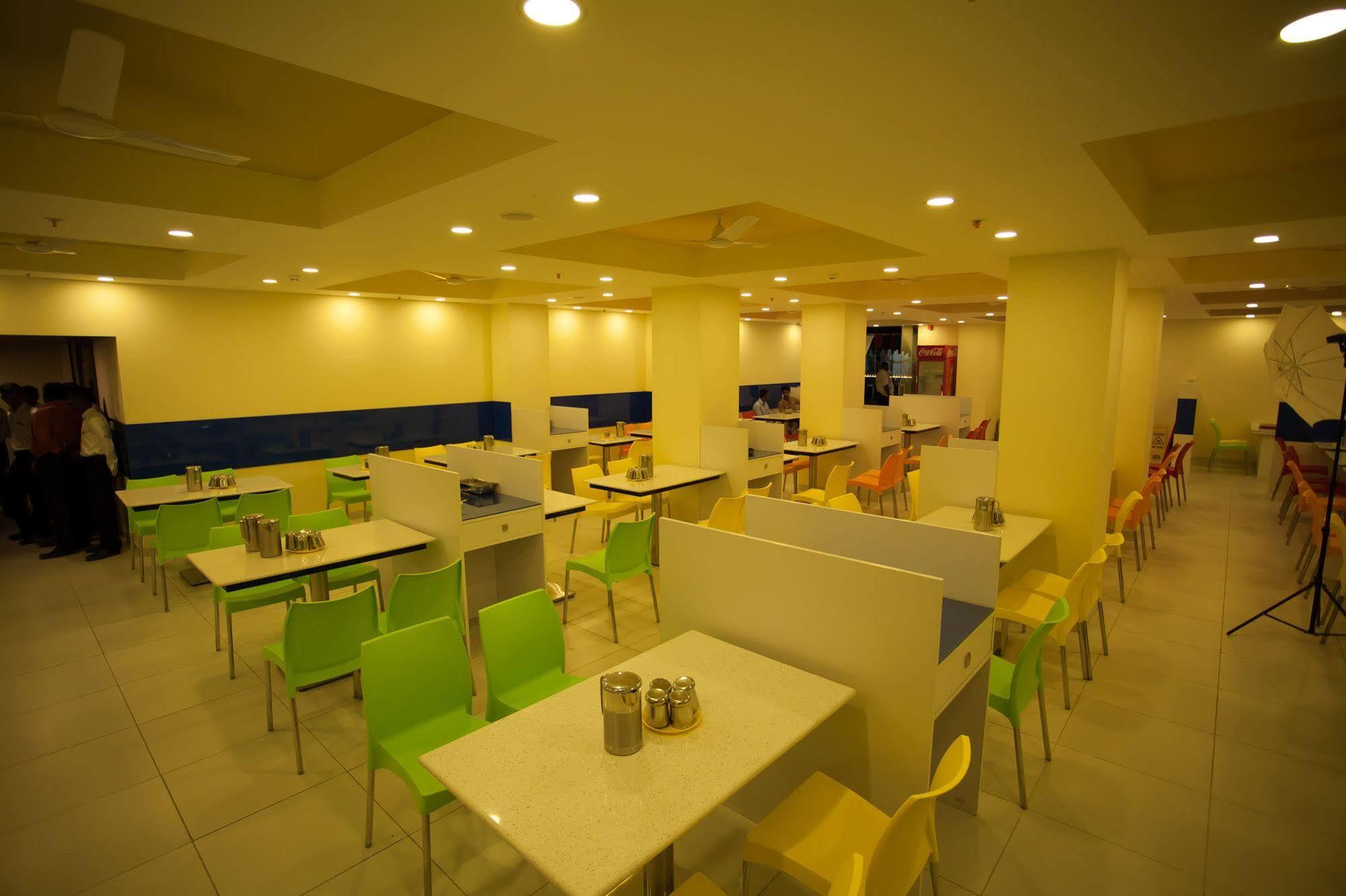 Hotel Ganpat Grand Palni Esterno foto